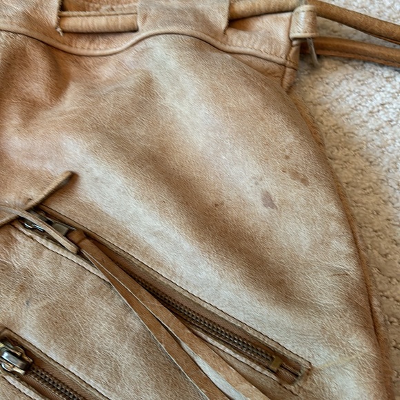 Anna Corinna distressed leather purse with multiple pockets in good condition - Picture 4 of 5